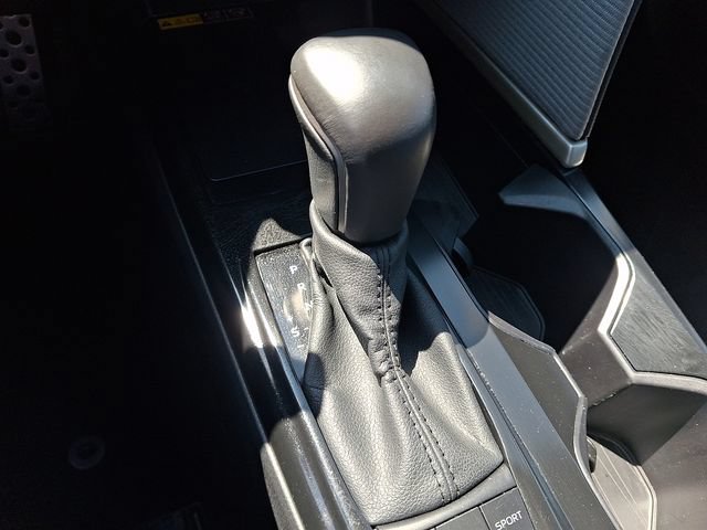 Used 2026 Toyota Camry SE FWD image 14