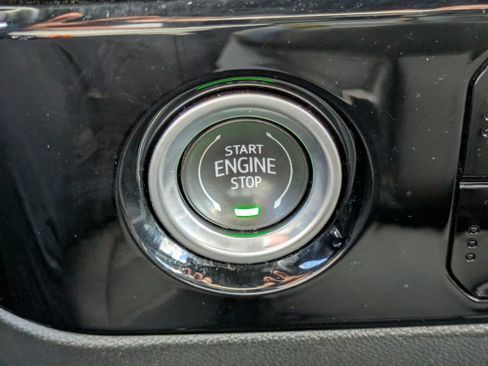 Used 2023 Chevrolet Silverado 1500 LT image 22