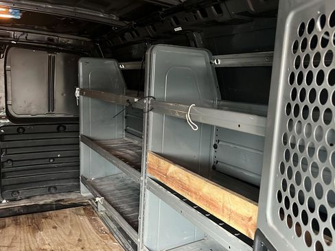 Used 2012 Chevrolet Express 1500 RWD image 8