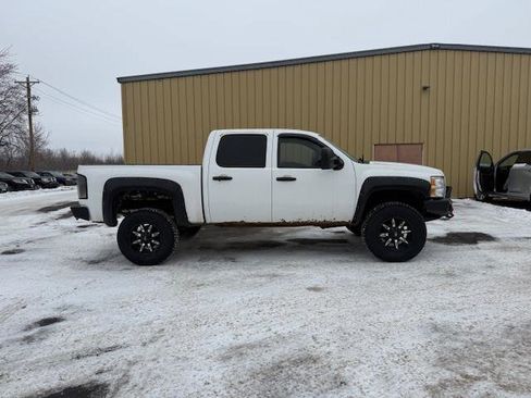 Used 2010 Chevrolet Silverado 1500 LT w/ Power Pack Plus image 4