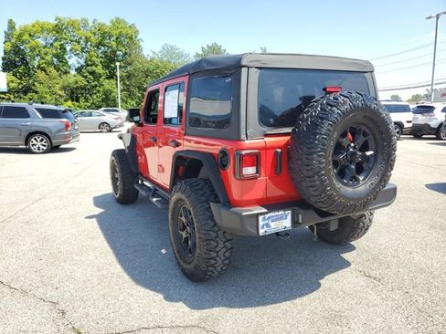 Used 2021 Jeep Wrangler Unlimited Sport AWD/4WD image 3