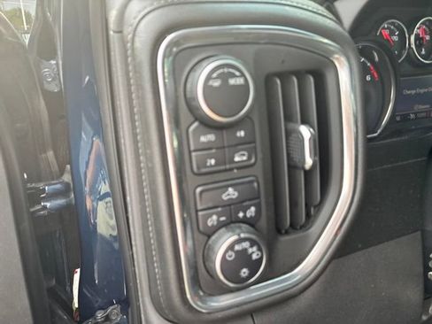 Used 2021 Chevrolet Silverado 1500 LT AWD/4WD image 18