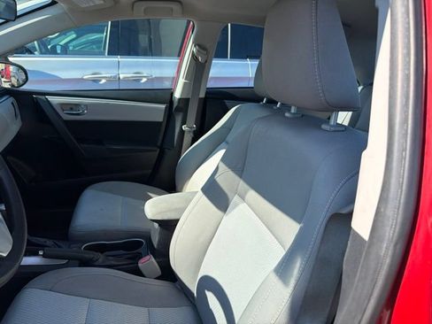 Used 2016 Toyota Corolla LE FWD image 13