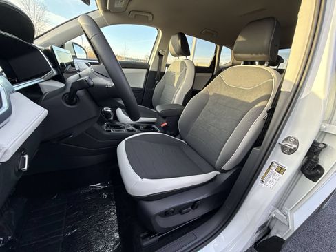 New 2026 Volkswagen Taos SE AWD/4WD image 11
