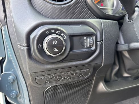 New 2025 Jeep Gladiator Rubicon image 50