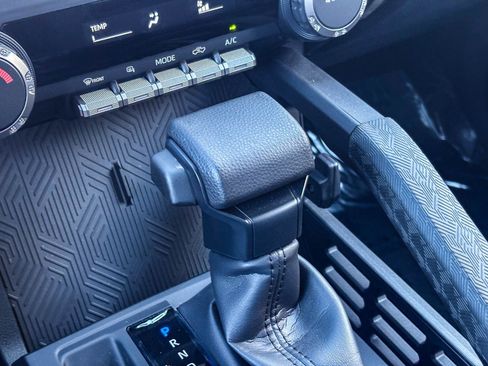 Used 2025 Toyota Tacoma SR image 20