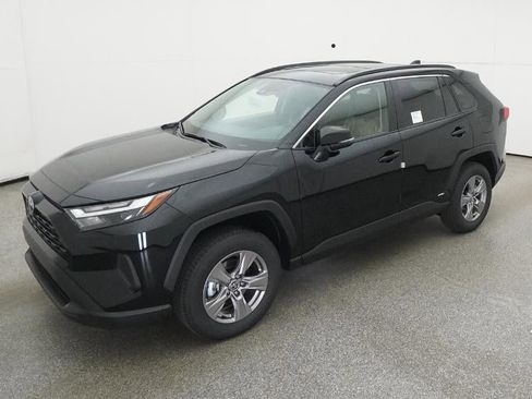 New 2025 Toyota RAV4 XLE image 34