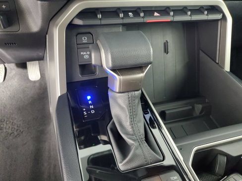 Used 2026 Toyota Tundra SR5 AWD/4WD image 18