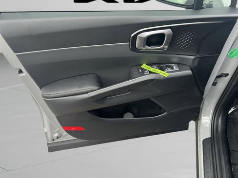 New 2026 Kia Sorento S w/ S Panoramic Sunroof Package image 31