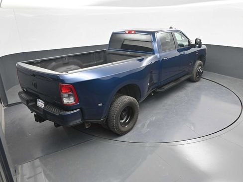 Used 2024 RAM 3500 Big Horn w/ Night Edition AWD/4WD image 16