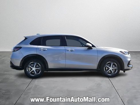 Used 2024 Honda HR-V EX-L image 5