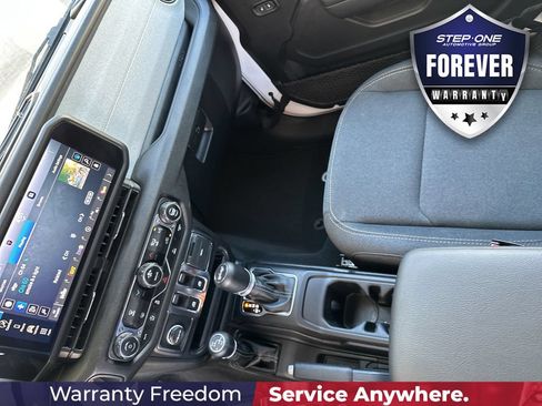 Used 2025 Jeep Wrangler Sport AWD/4WD image 24