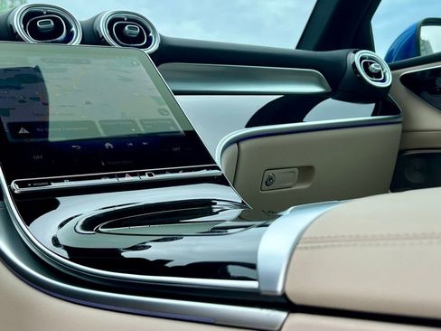 Certified 2023 Mercedes-Benz GLC 300 4MATIC image 29