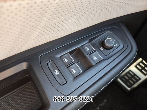 Certified 2025 Volkswagen Atlas Cross Sport SEL Premium R-Line image 34