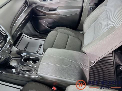 Used 2023 Chevrolet Traverse LT w/ Midnight/Sport Edition image 24
