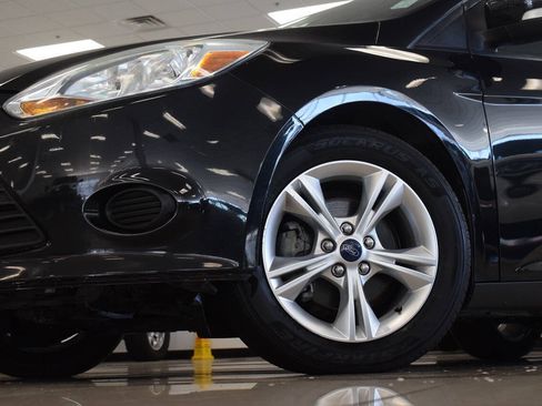 Used 2013 Ford Focus SE FWD image 9