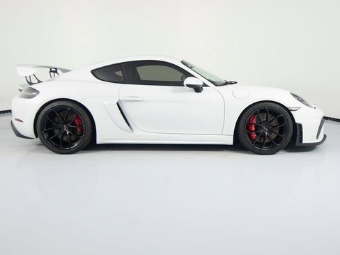 Certified 2022 Porsche 718 Cayman GT4 RWD image 11