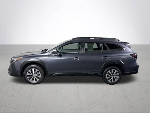 Used 2024 Subaru Outback Premium AWD/4WD image 9