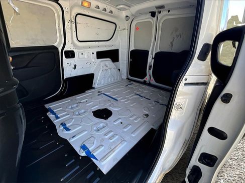 Used 2019 RAM ProMaster City Tradesman SLT image 25