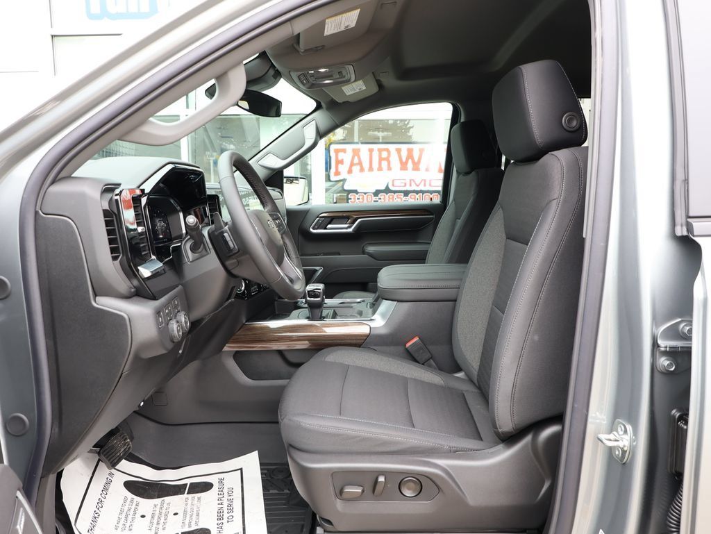 New 2026 Chevrolet Silverado 1500 RST w/ All Star Edition Plus AWD/4WD image 15