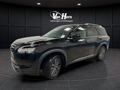 Used 2024 Nissan Pathfinder SL w/ SL Premium Package