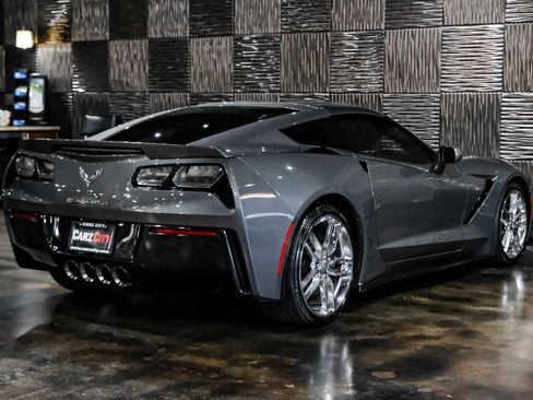 Used 2016 Chevrolet Corvette Stingray Coupe w/ 3LT Preferred Equipment Group RWD image 9