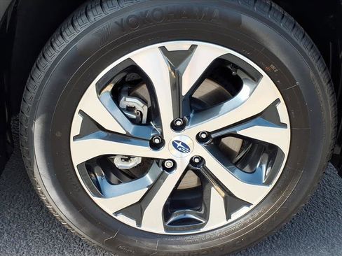 Used 2020 Subaru Outback Limited w/ Popular Package #2 image 9