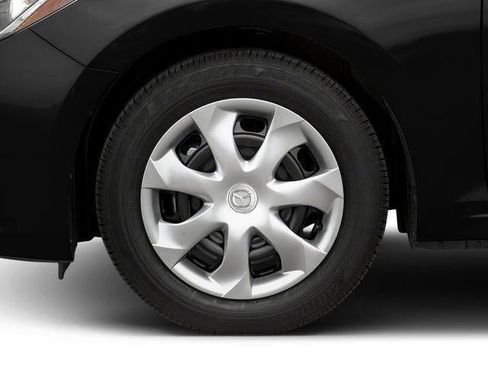 Used 2016 MAZDA MAZDA3 i Sport FWD image 11
