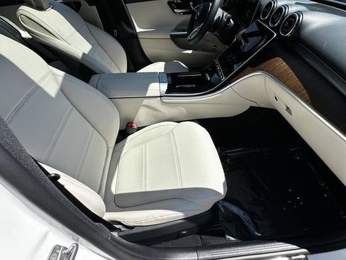 Certified 2025 Mercedes-Benz C 300 Sedan image 15
