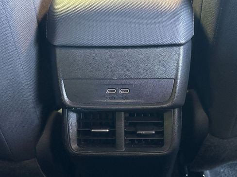 Used 2025 Chevrolet Equinox LT image 23