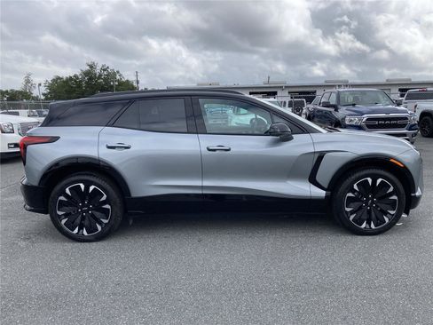 New 2026 Chevrolet Blazer EV RS FWD image 4