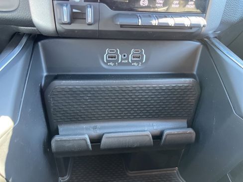 Used 2024 RAM 3500 Big Horn w/ Night Edition image 32