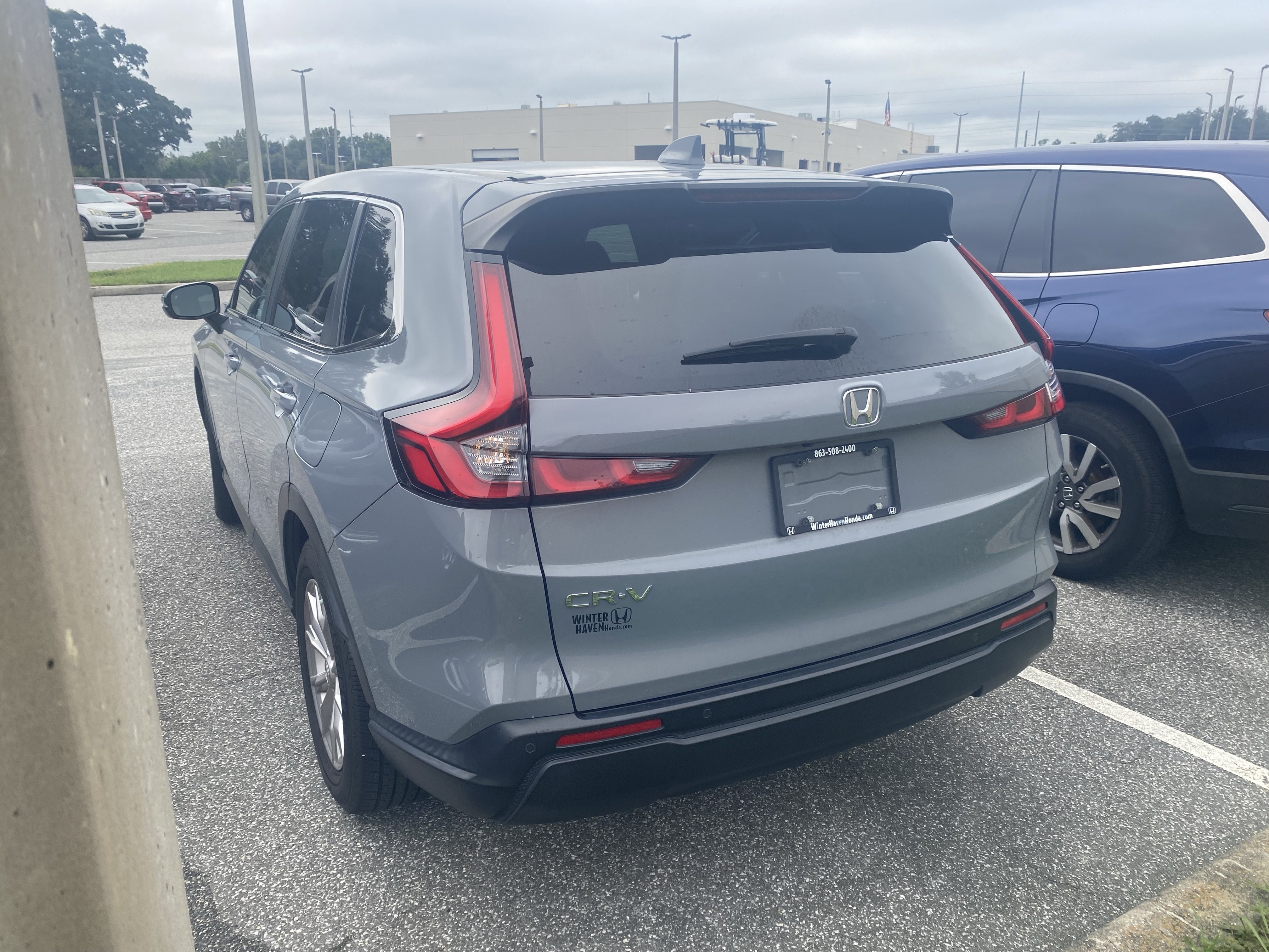 Used 2024 Honda CR-V EX-L image 10