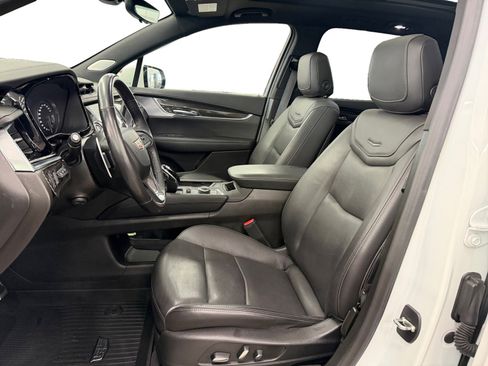 Used 2023 Cadillac XT6 Sport image 8