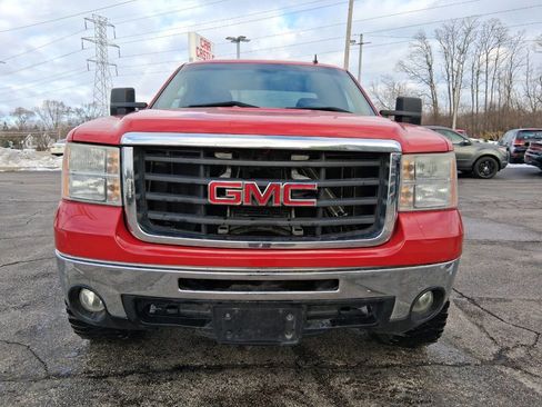 Used 2008 GMC Sierra 2500 SLE w/ Z71 Off-Road Package image 2