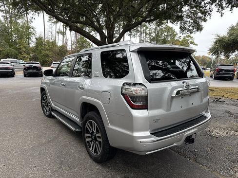 Used 2020 Toyota 4Runner Limited image 4