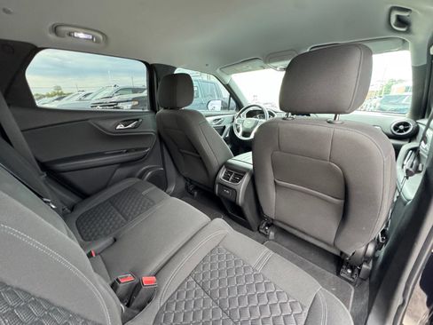 Used 2020 Chevrolet Blazer LT FWD image 25