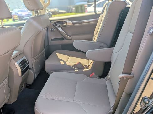 Used 2022 Lexus GX 460 Premium AWD/4WD image 29