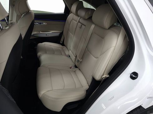 New 2026 Genesis GV70 2.5T Select image 27