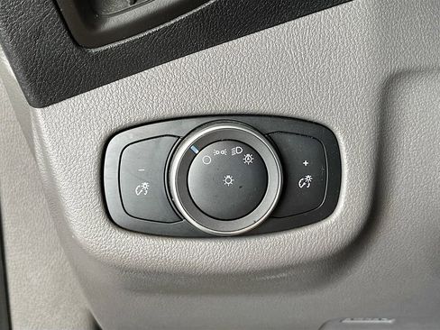 Used 2022 Ford Transit Connect XL FWD image 10