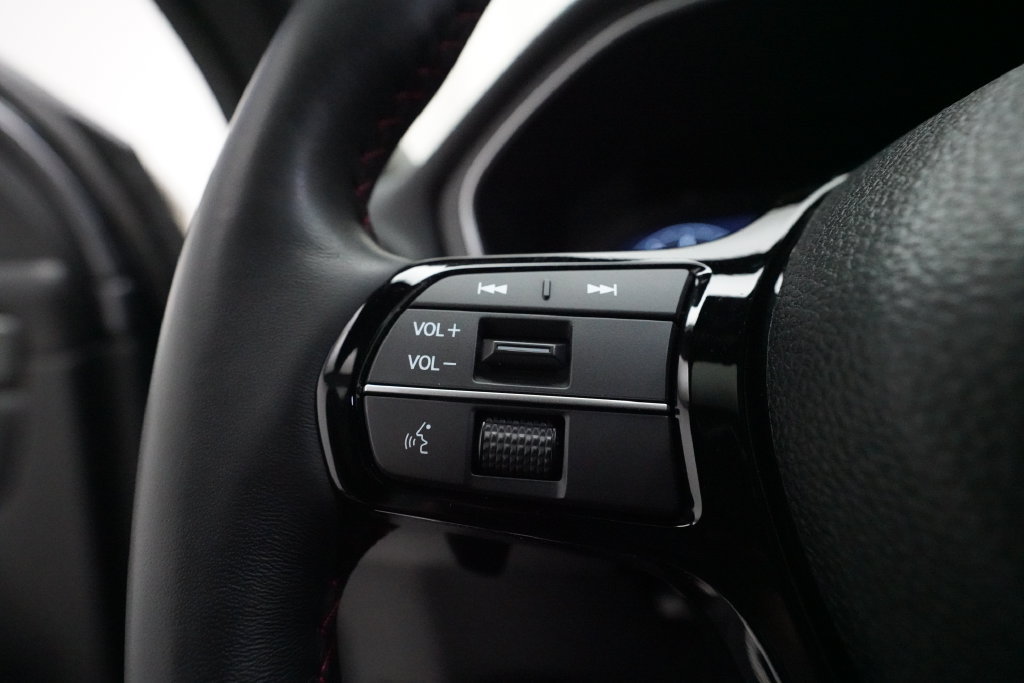 Used 2025 Honda Pilot Black Edition image 19