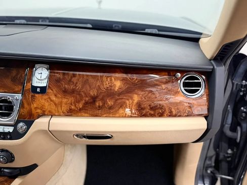 Used 2011 Rolls-Royce Ghost RWD image 29