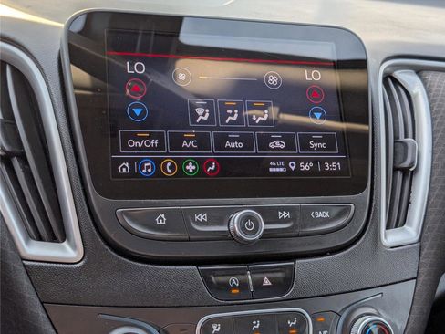 Used 2022 Chevrolet Malibu LT image 27