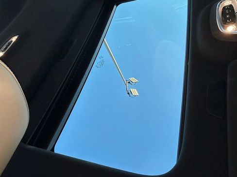 Used 2017 Volvo S90 T6 Inscription w/ Vision Package image 10