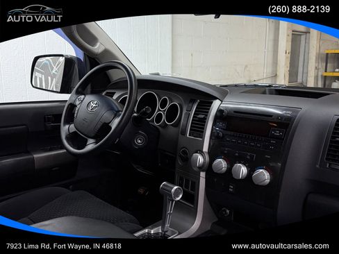 Used 2010 Toyota Tundra 4x4 Double Cab image 10