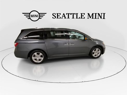 Used 2012 Honda Odyssey Touring image 12