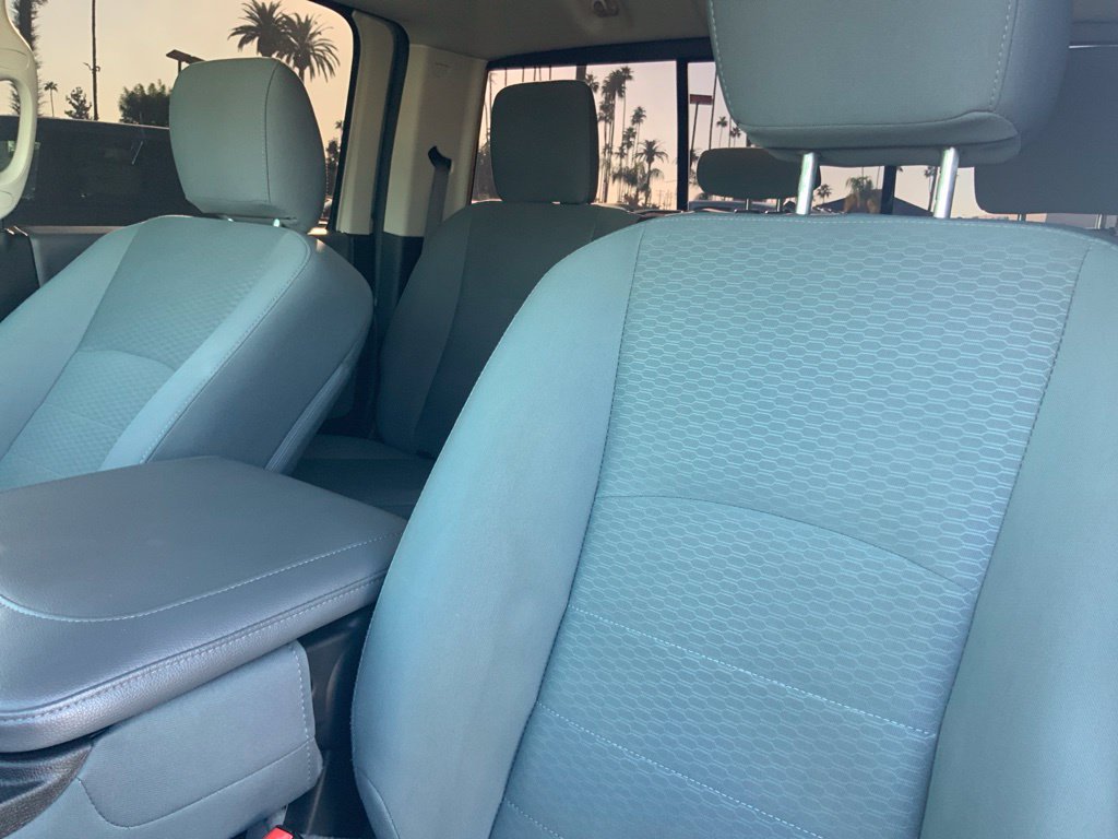 Used 2018 RAM 2500 SLT w/ Luxury Group AWD/4WD image 18