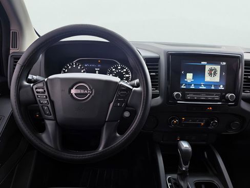 Used 2022 Nissan Frontier S w/ Technology Package RWD image 27