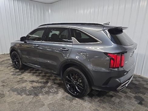 Used 2021 Kia Sorento SX image 9
