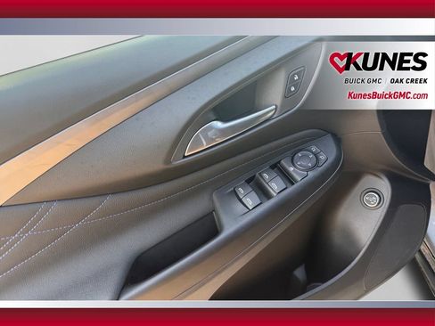 Used 2026 Buick Envista Sport Touring w/ Convenience I Package FWD image 21